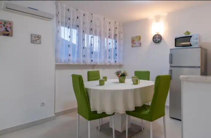 Appartement Mimoza Trogir Extérieur photo